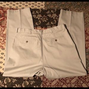 🌲 LL Bean Khakis/Chinos - Comfort Waist 🌲